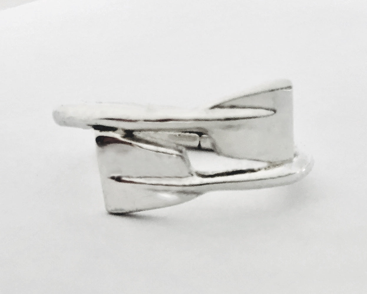 Two Overlapping Oars Bypass Style Rowing Ring – Rubini Inc.